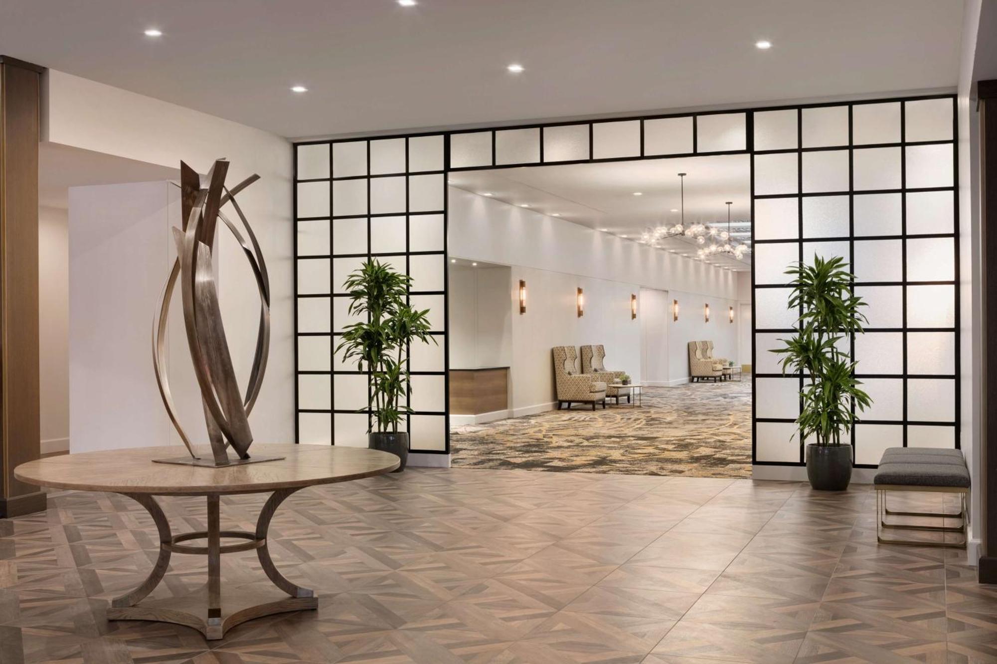 Doubletree By Hilton Canton Downtown Exteriér fotografie