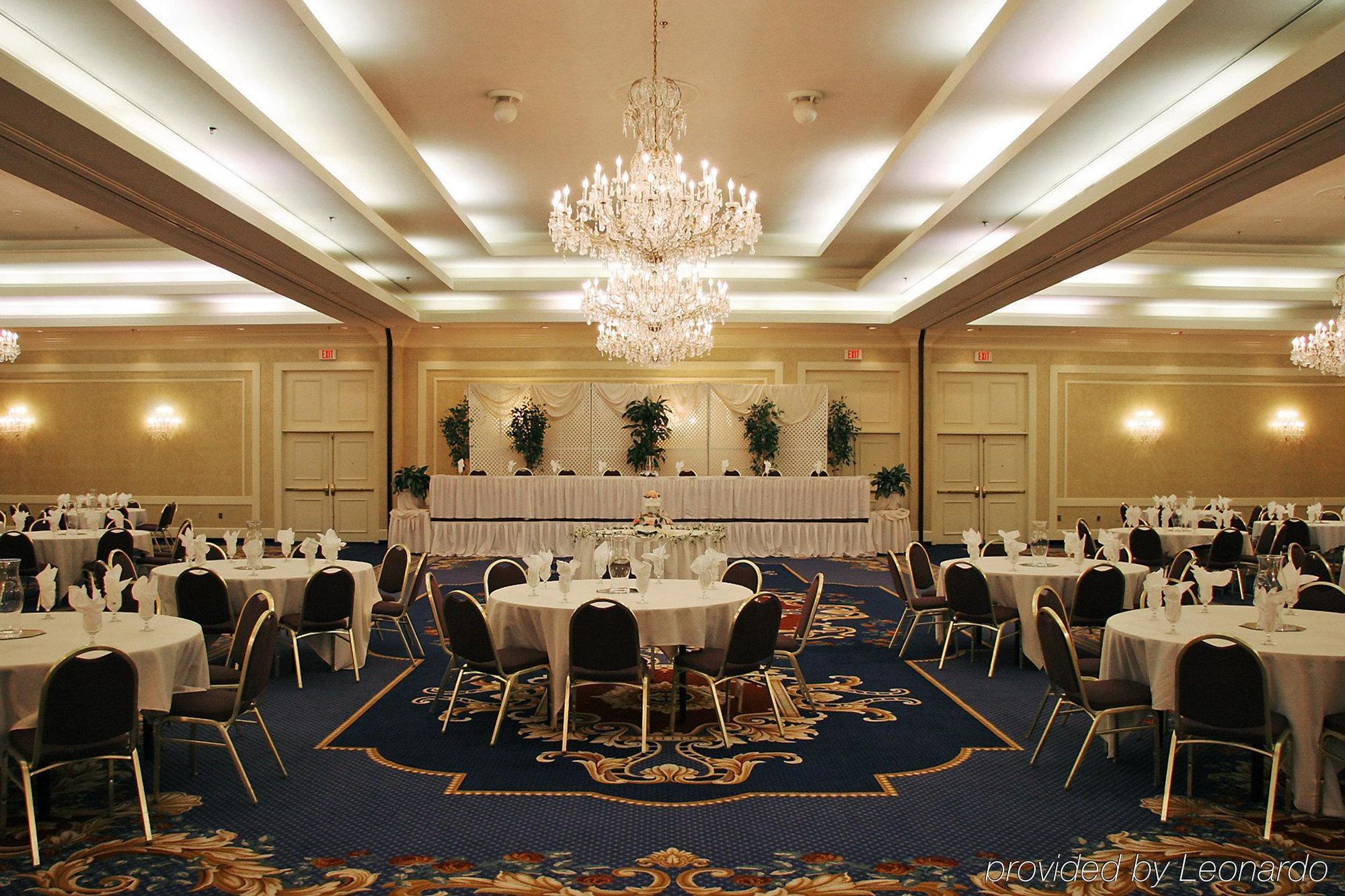 Doubletree By Hilton Canton Downtown Restaurace fotografie