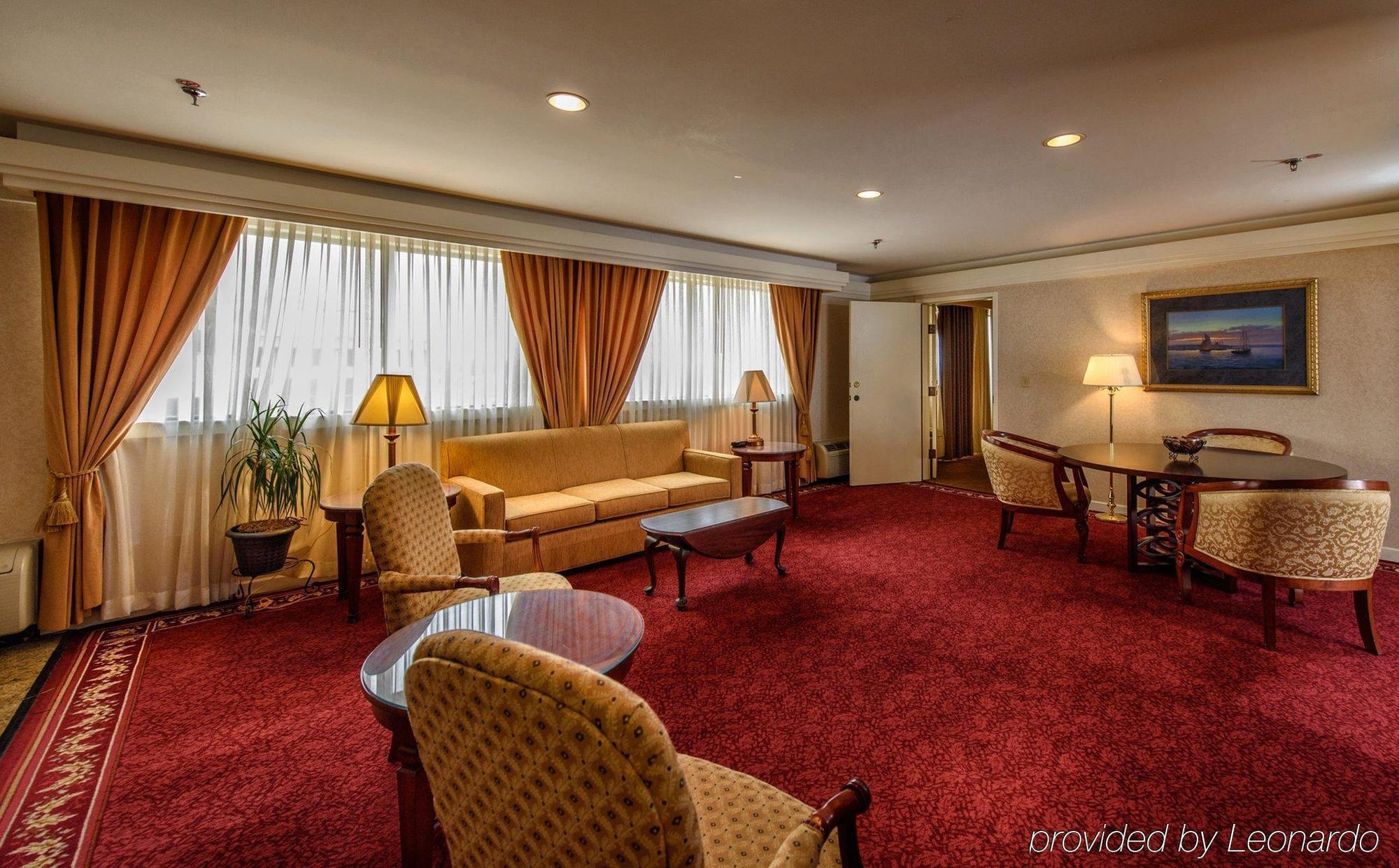 Doubletree By Hilton Canton Downtown Exteriér fotografie
